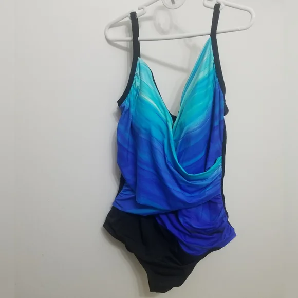For warm vacations- EUC blue and black swimsuit - Picture 1 of 5